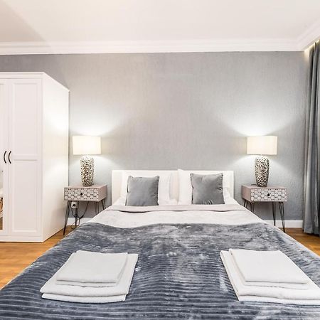 Rent Like Home - Przejscie Garncarskie 10 Wrocław Buitenkant foto