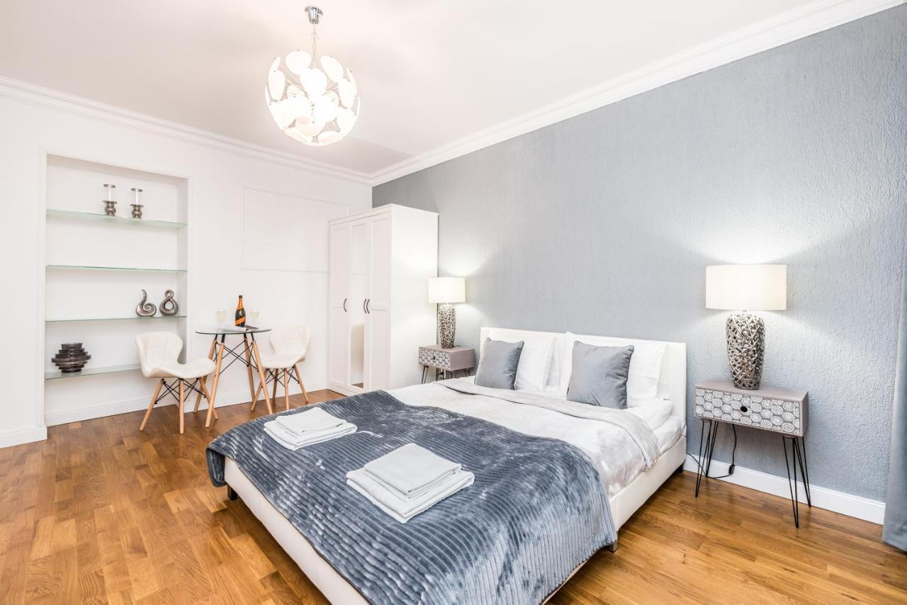 Rent Like Home - Przejscie Garncarskie 10 Wrocław Buitenkant foto