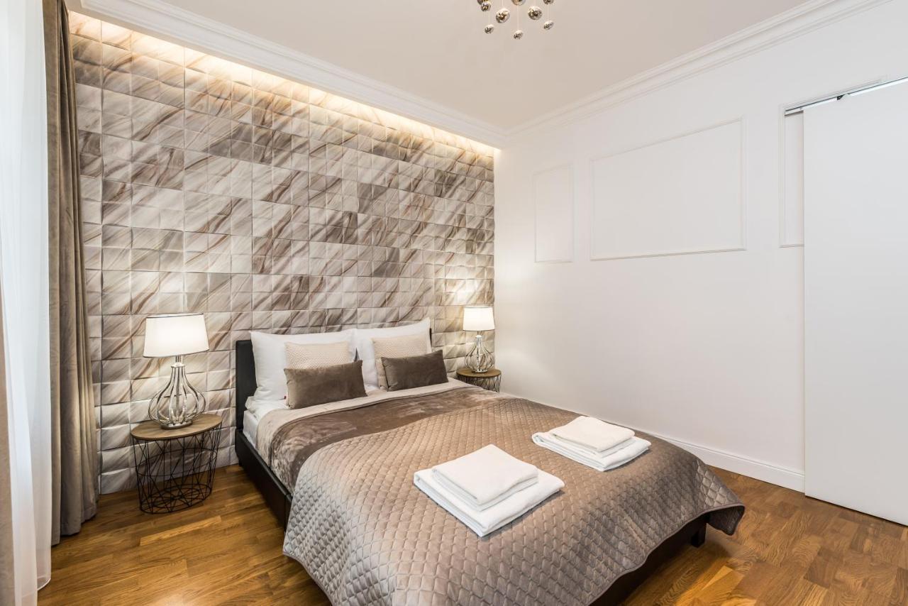 Rent Like Home - Przejscie Garncarskie 10 Wrocław Buitenkant foto
