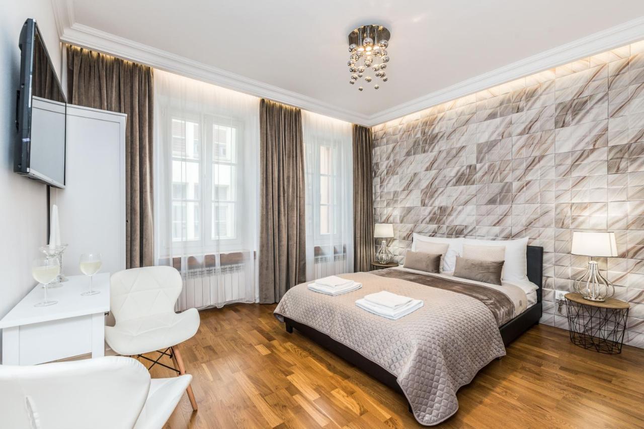 Rent Like Home - Przejscie Garncarskie 10 Wrocław Buitenkant foto